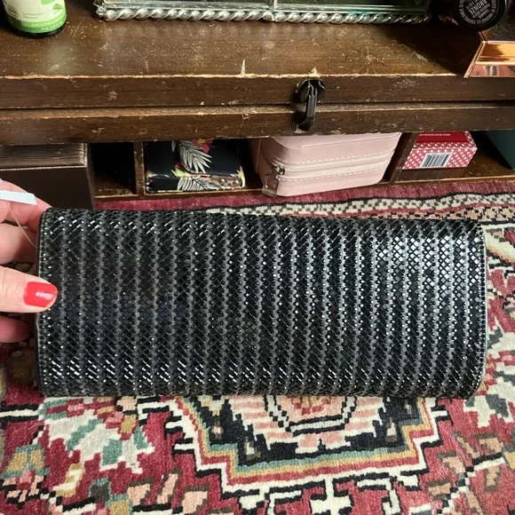Like New Starlit black sequence clutch - Picture 3 of 8